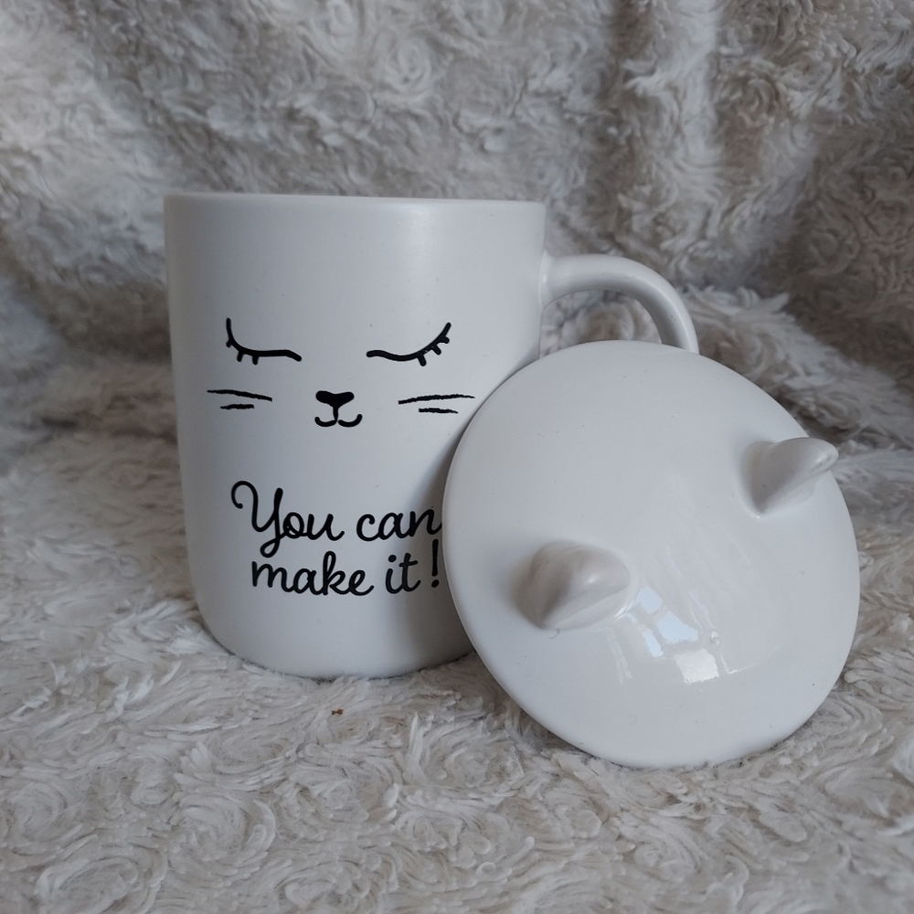 Cute Cat Mom Coffee Tea Cup with Lid "You Can Make It!" Quirky Feline
